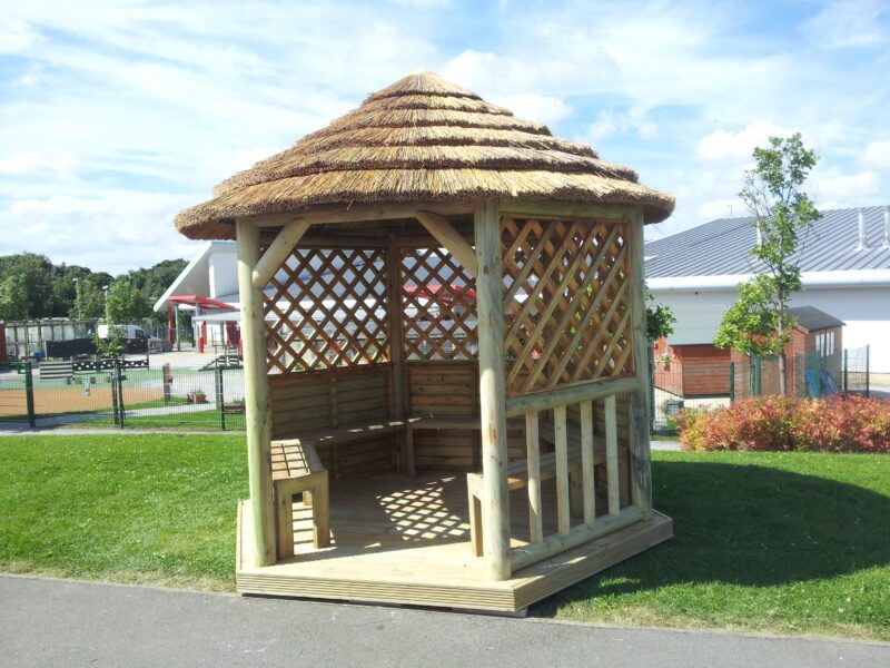 'Thatched' Gazebo - Image 2